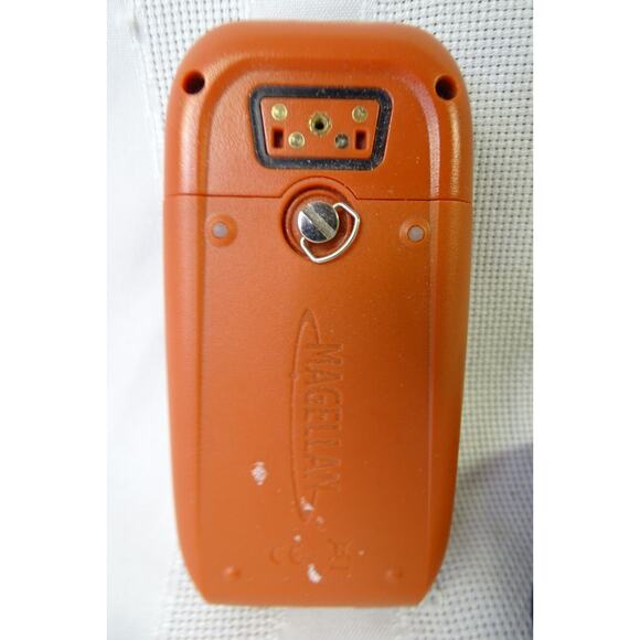 Magellan Triton 400 Adventure Pack Handheld GPS Receiver - Picture 3 of 5